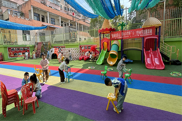 廣陵街道天一社區(qū)“童畫繪匠心 勞動(dòng)凈校園”五一勞動(dòng)節(jié)主題活動(dòng)