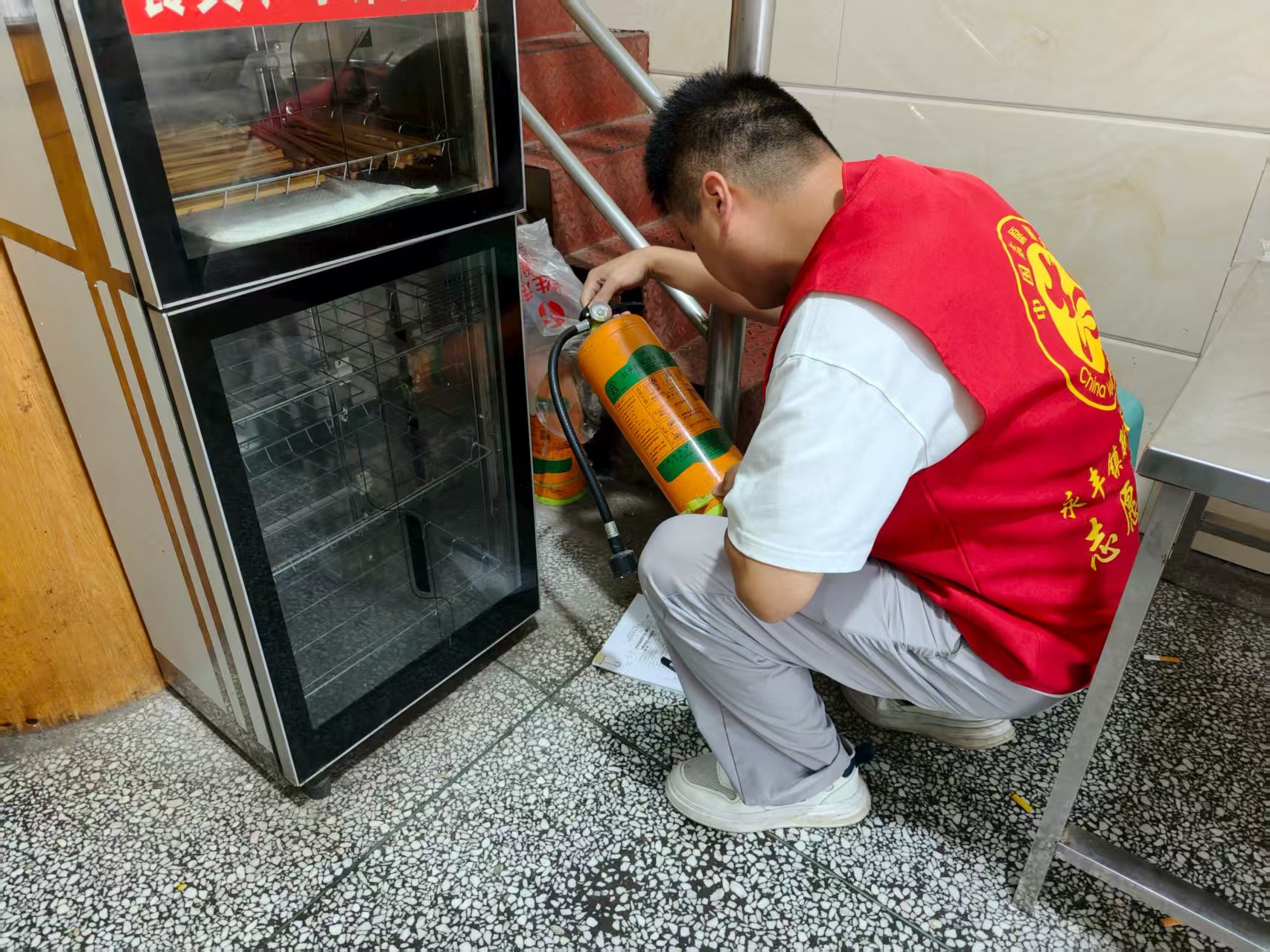護城橋社區：開展燃氣安全檢查 筑牢安全防線