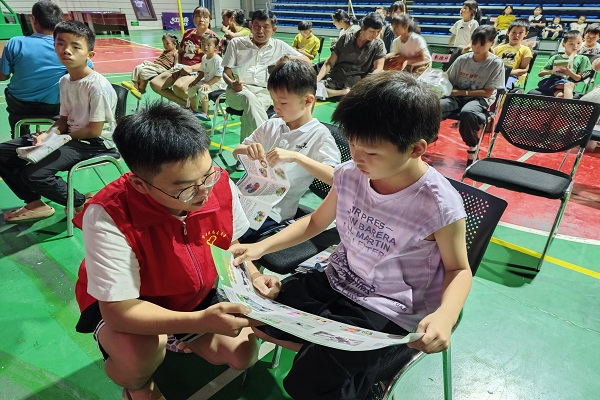 大通鎮：老少同堂觀《哪吒》 司法文化送“法寶”